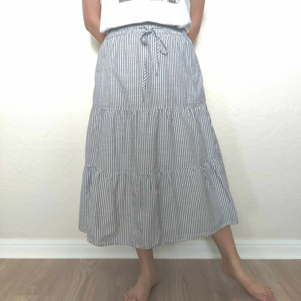 Talbots Tiered Cotton Skirt in a blue and white striped pattern - Picture 1 of 1